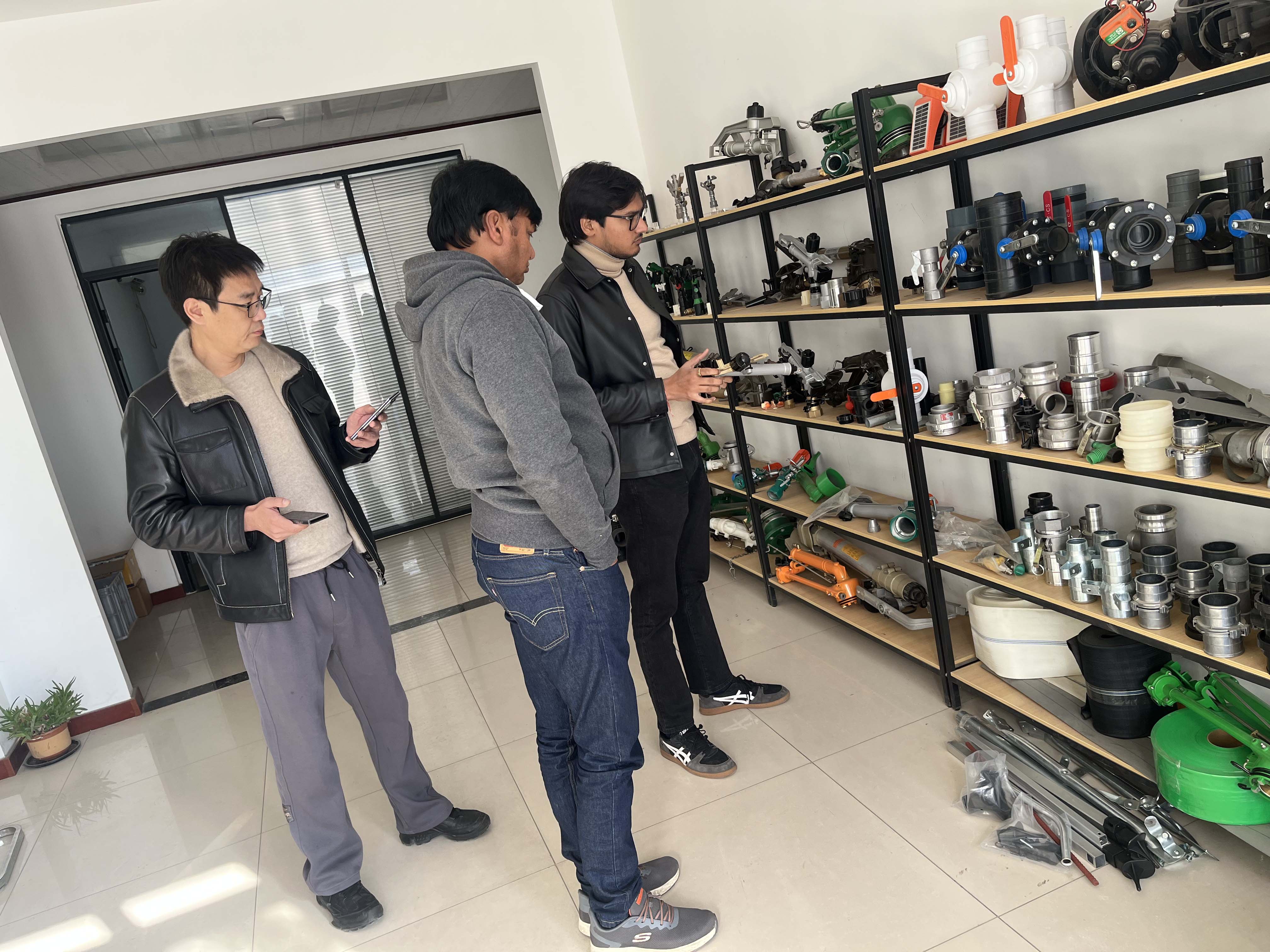 桂林NS40 涡轮喷枪获客户青睐 洽谈批量合作